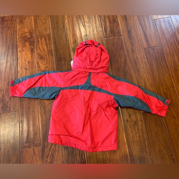 NWT Columbia Youth Coat - Picture 2 of 4